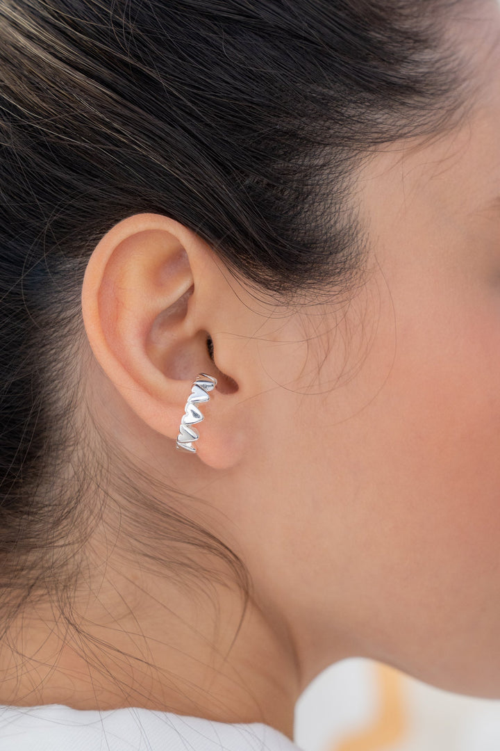 Earcuff de corazones